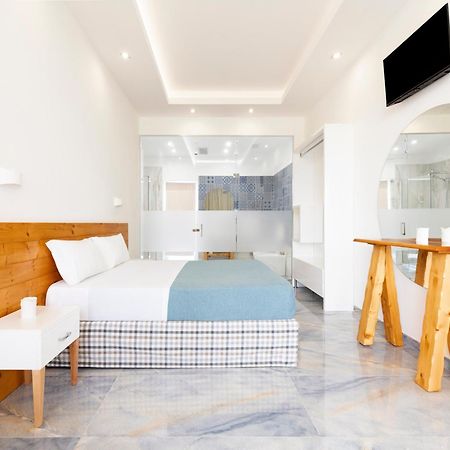 Jonium Hotel - Amazing Sea View And Swimming Pool Pulsano Exterior foto